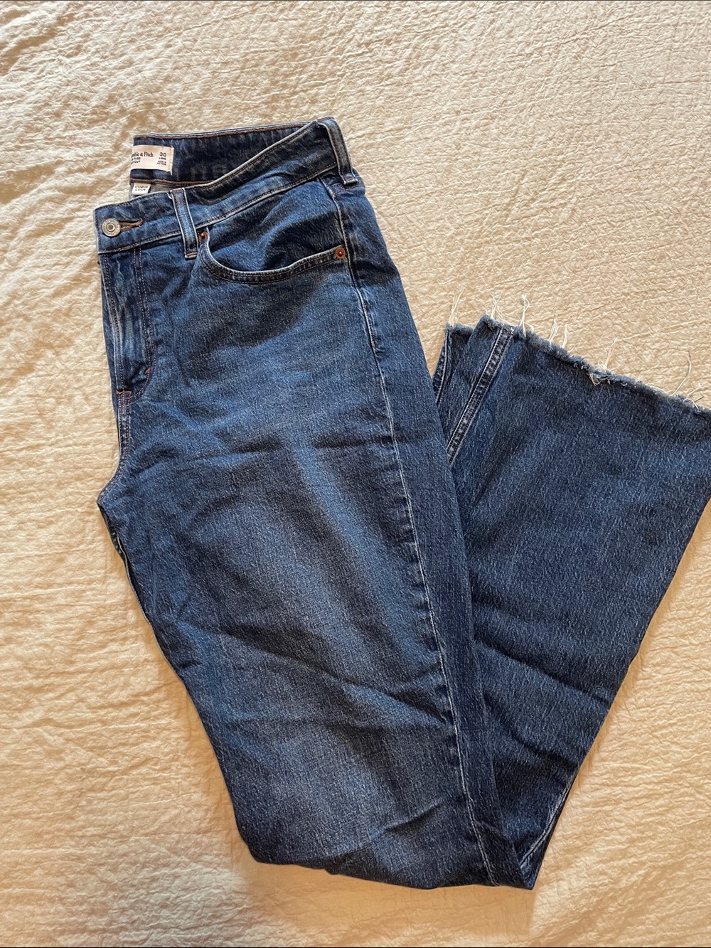 Abercrombie Curve Love Mid Rise Bootcur